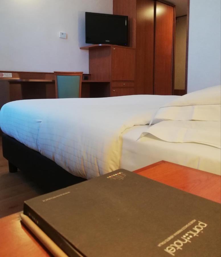 Point Hotel 피오베디사코 외부 사진